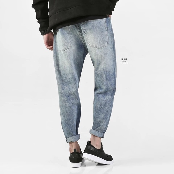 Jean - Picture 3 of 4